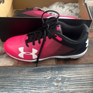 Brand new under armour girls softball cleats size 3.5Y